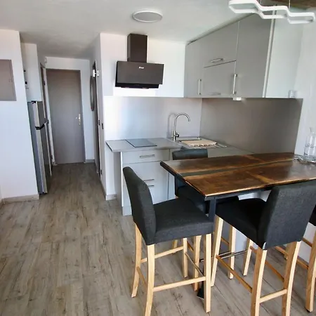 Entre Mer Et Massif Forestier De L'estérel